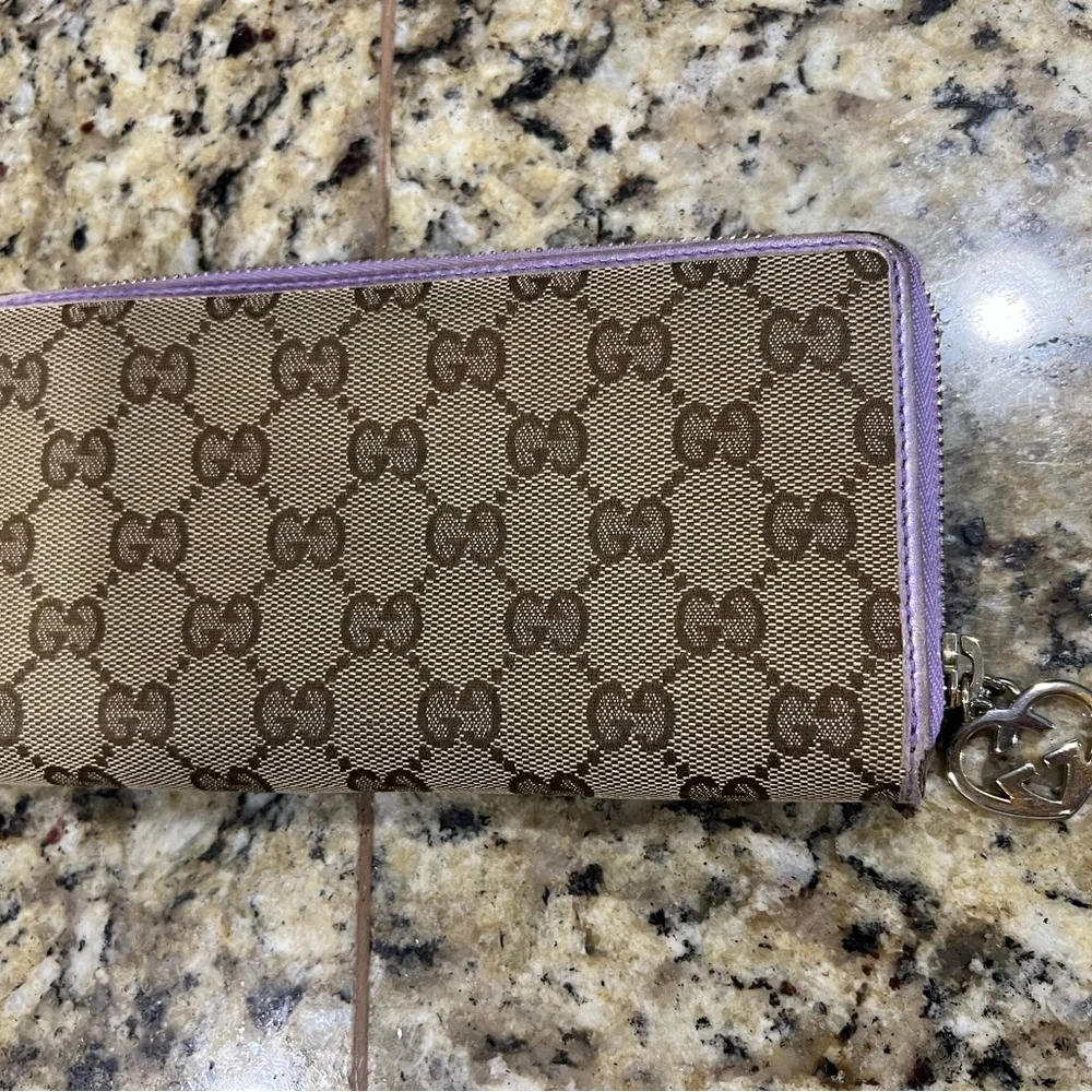 Gucci Brown and Purple Monogram Wallet - Picture 4 of 15